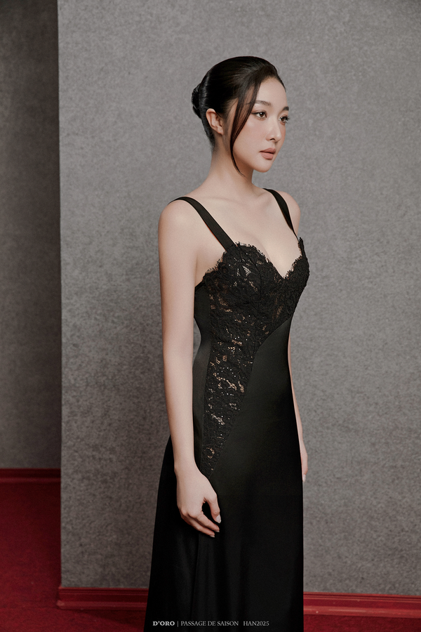 BLACK ALAIA WIDE STRAPS AND SEQUIN LACE TRIM LONG NIGHTGOWN