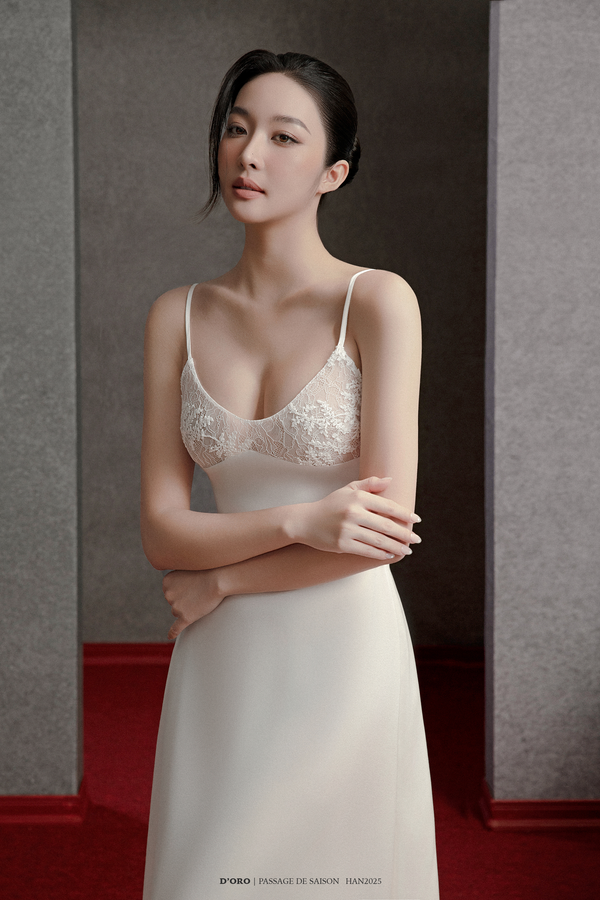 WHITE CHERYL LACE BODICE LONG NIGHTGOWN