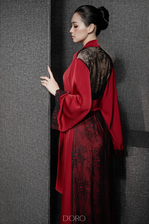 BURGUNDY AMELIE LONG ROBE LACE BACK